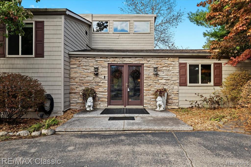 2345 E Commerce Road, Milford, MI 48381 — Photo 5