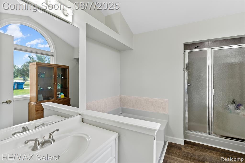 8052 Rose Lane, Goodrich Vlg, MI — Photo 23