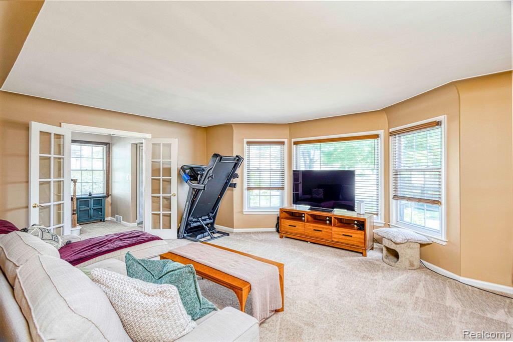 8125 MACKAY, Utica, MI 48317 — Photo 6
