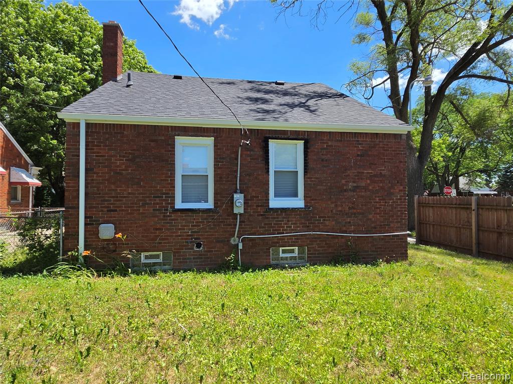 20005 Regent Drive, Detroit, MI 48205 — Photo 6