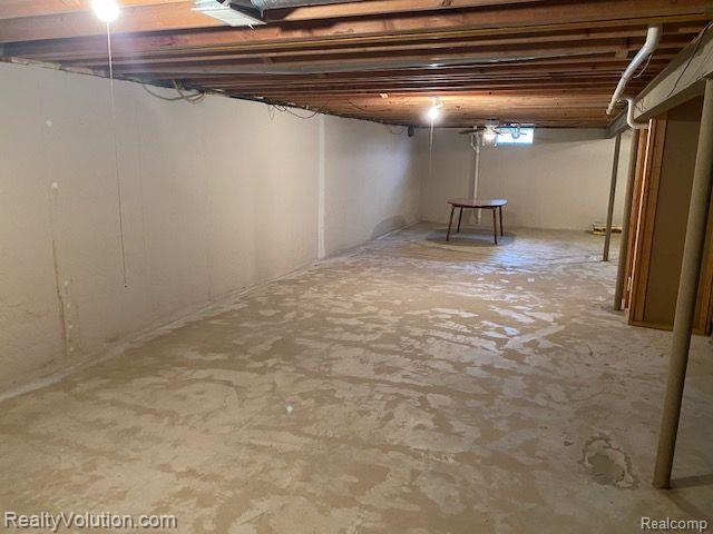 240 Deer Park S, Capac, MI 48014 — Photo 24