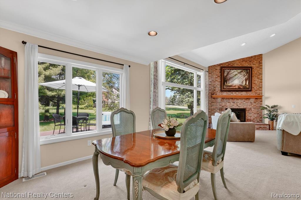 9326 Park Lane, Commerce Twp, MI 48382 — Photo 14