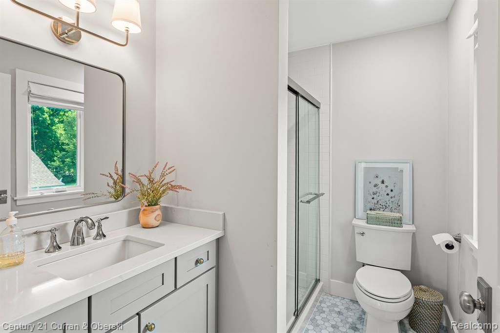 7064 CEDARBANK Drive, West Bloomfield, MI 48324 — Photo 47