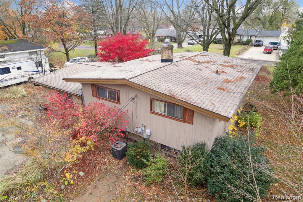 8537 Moms Drive, Belleville, MI 48111 — Photo 49