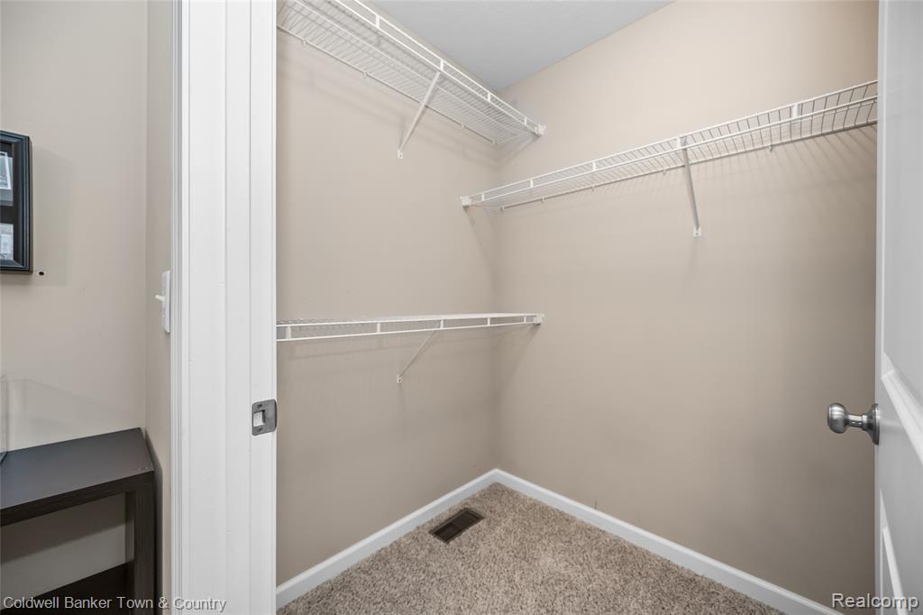 9122 Oneida Way, Pinckney, MI 48169 — Photo 29
