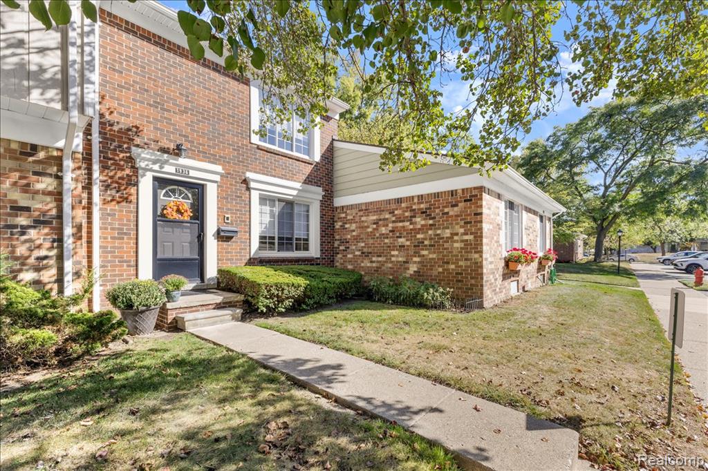 1936 Torquay Avenue, Royal Oak, MI 48073 — Photo 36