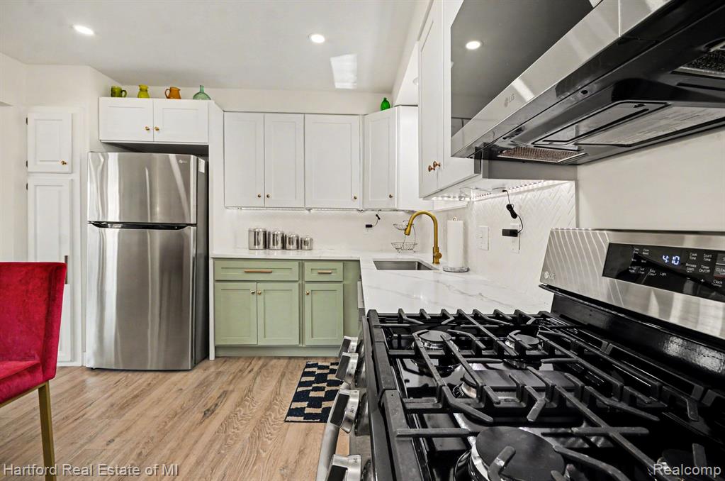 23440 Playview Street, Saint Clair Shores, MI 48082 — Photo 14