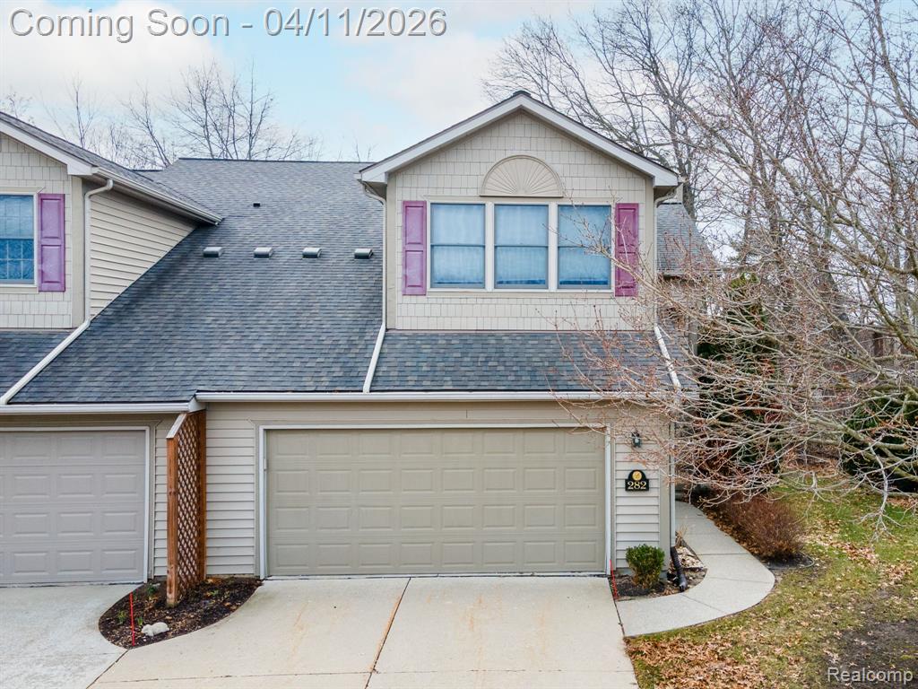 282 Stratford Lane, Lake Orion, MI — front exterior