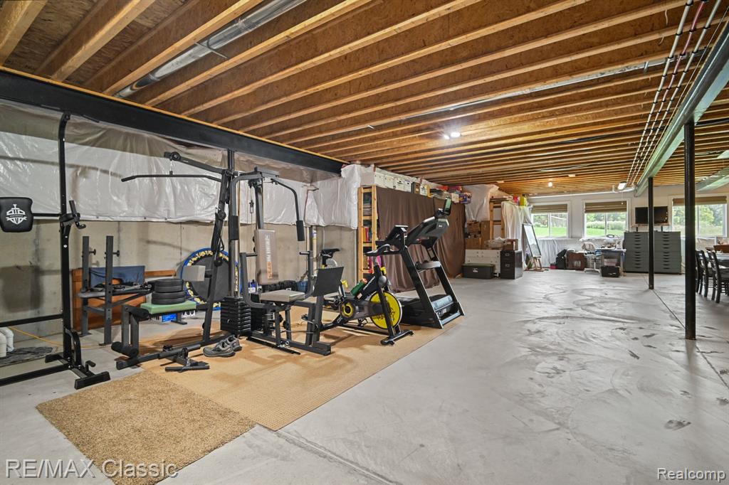 5314 WALNUT CREEK Lane, Ann Arbor, MI 48105 — Photo 34
