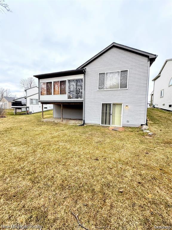 5191 SANDALWOOD Circle, Grand Blanc, MI 48439 — Photo 3