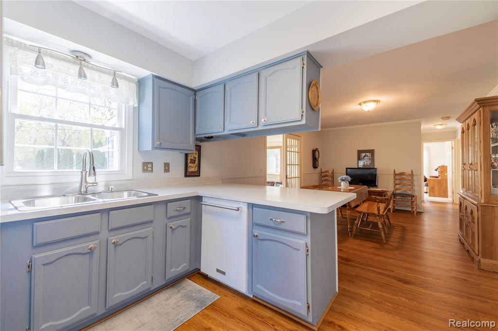 27758 Johnson Road, Grosse Ile, MI 48138 — Photo 23