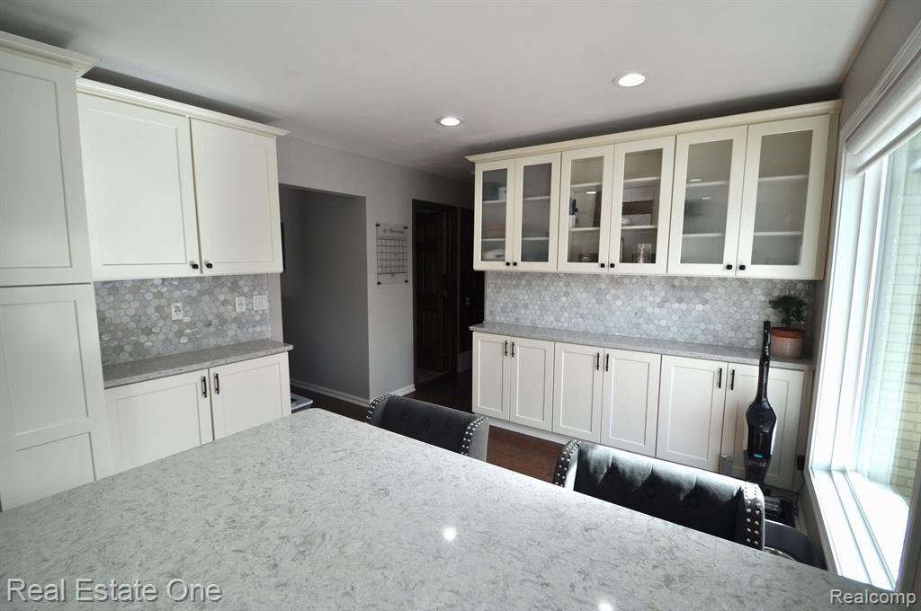 53447 GARLAND Drive, Macomb, MI 48316 — Photo 16