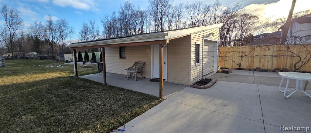 5399 Kreger Street, Sterling Heights, MI 48310 — Photo 44