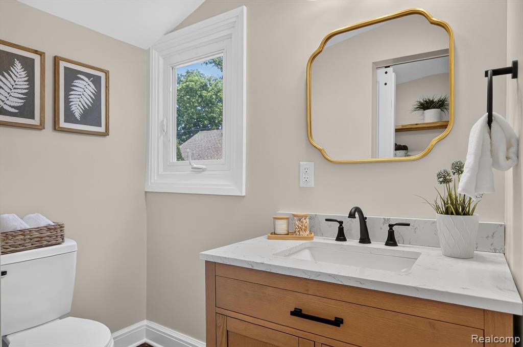 714 Atlantic Street, Milford, MI 48381 — Photo 32