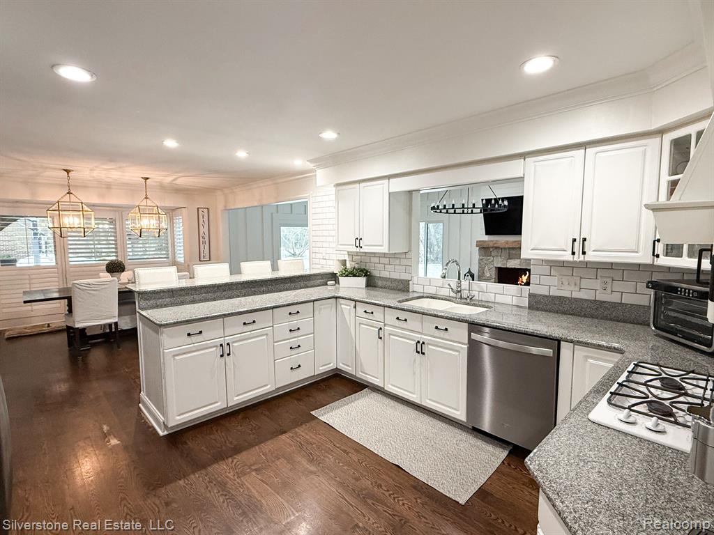 8085 DEERWOOD Road, Clarkston, MI 48348 — Photo 8