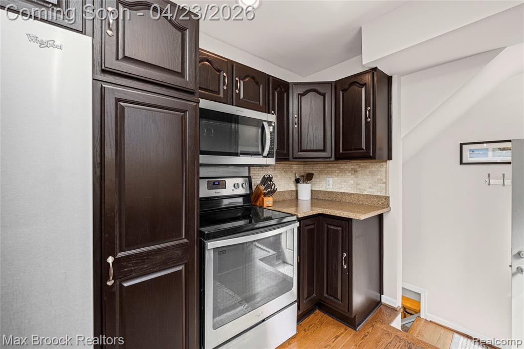 2048 Gardner Avenue, Berkley, MI 48072 — Photo 20