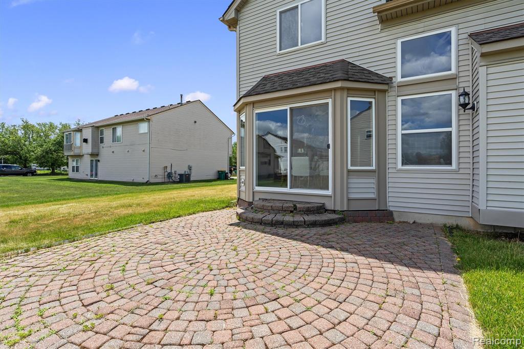 8249 Clocktower Court, Romulus, MI 48174 — Photo 30