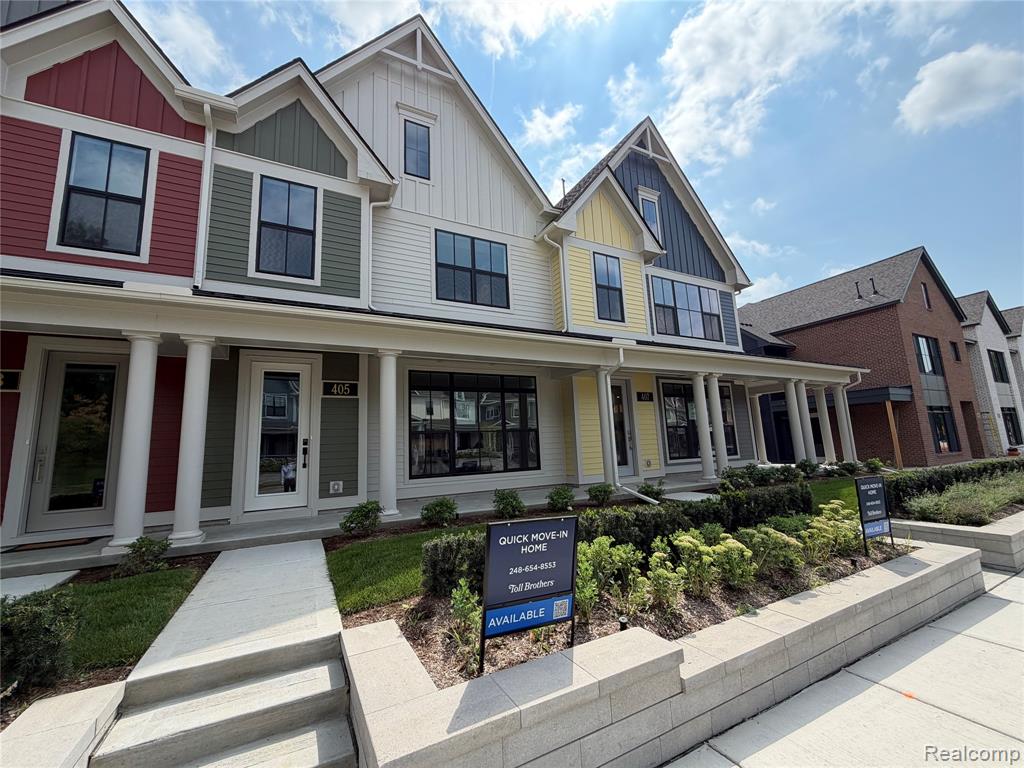 405 S Center Street - Photo 2