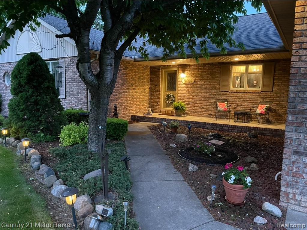 5464 N Seymour Road, Flushing, MI 48433 — Photo 3