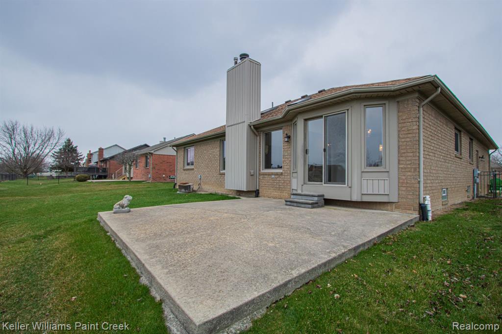 47466 S FORK Drive, Macomb, MI 48044 — Photo 29