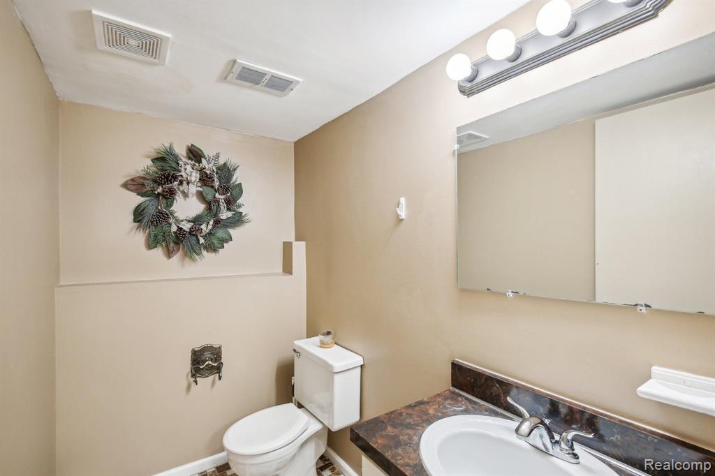 895 N CONKLIN Road, Lake Orion, MI 48362 — Photo 28