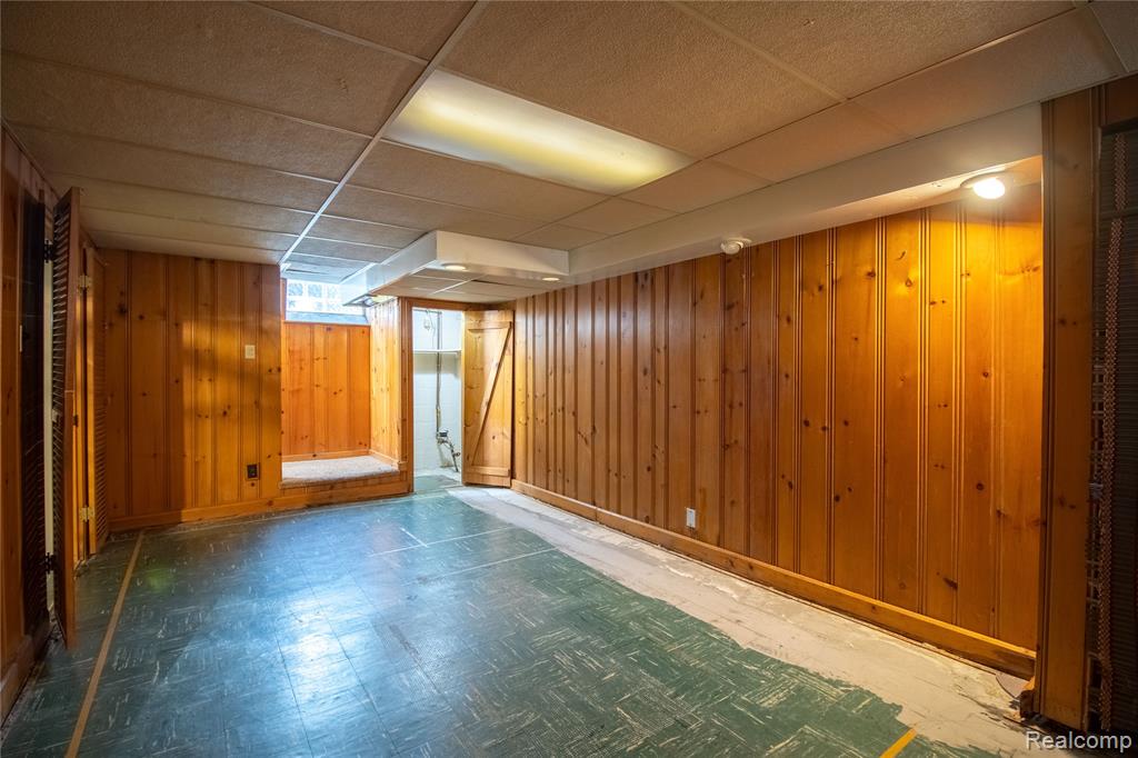 450 Roland Road, Grosse Pointe Farms, MI 48236 — Photo 34