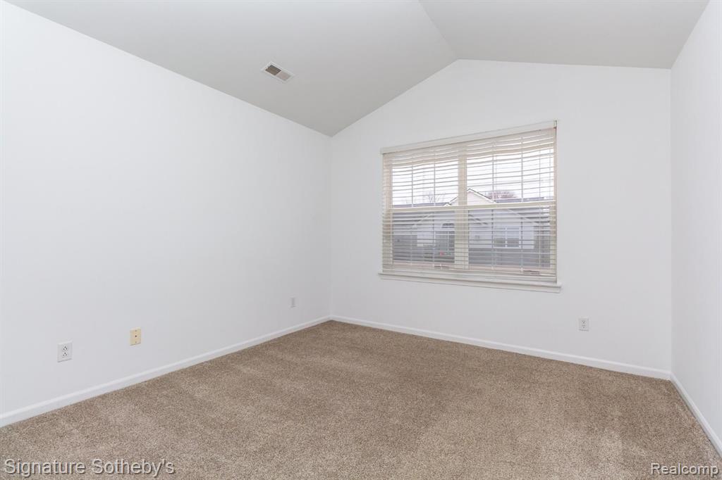 26204 April Court, Walled Lake, MI 48390 — Photo 17