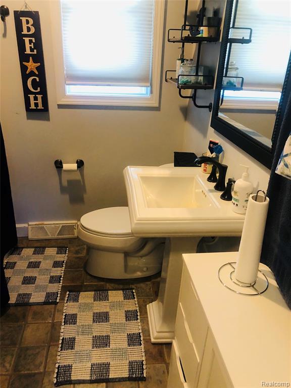 8396 Cooley Beach Drive, White Lake, MI — Photo 12
