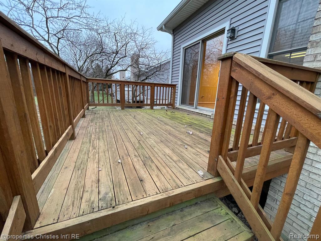 7487 GREEN MEADOW Lane, Canton, MI 48187 — Photo 27