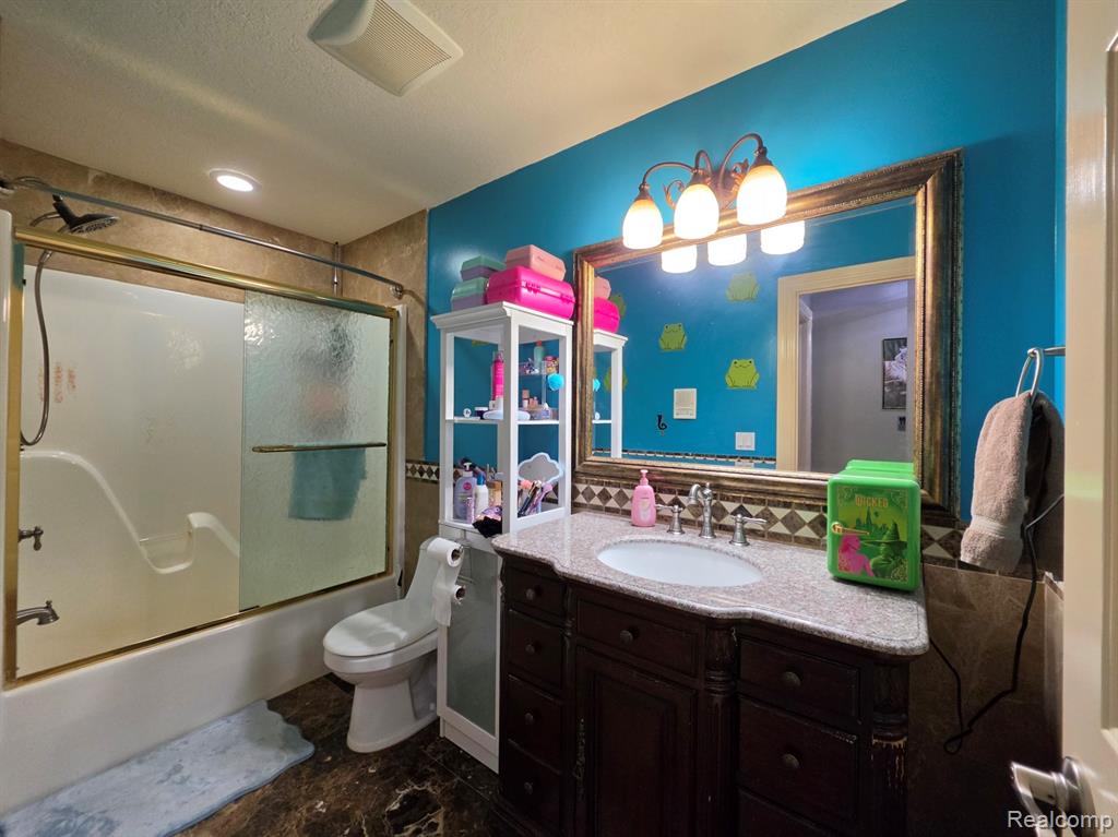 5150 W Carpenter Road, Flint, MI 48504 — Photo 19