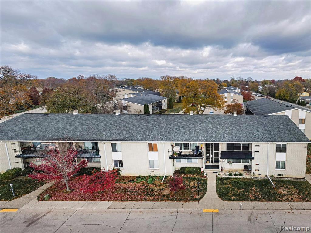 8497 Kennedy Circle, 7, Warren, MI 48093 — Photo 3