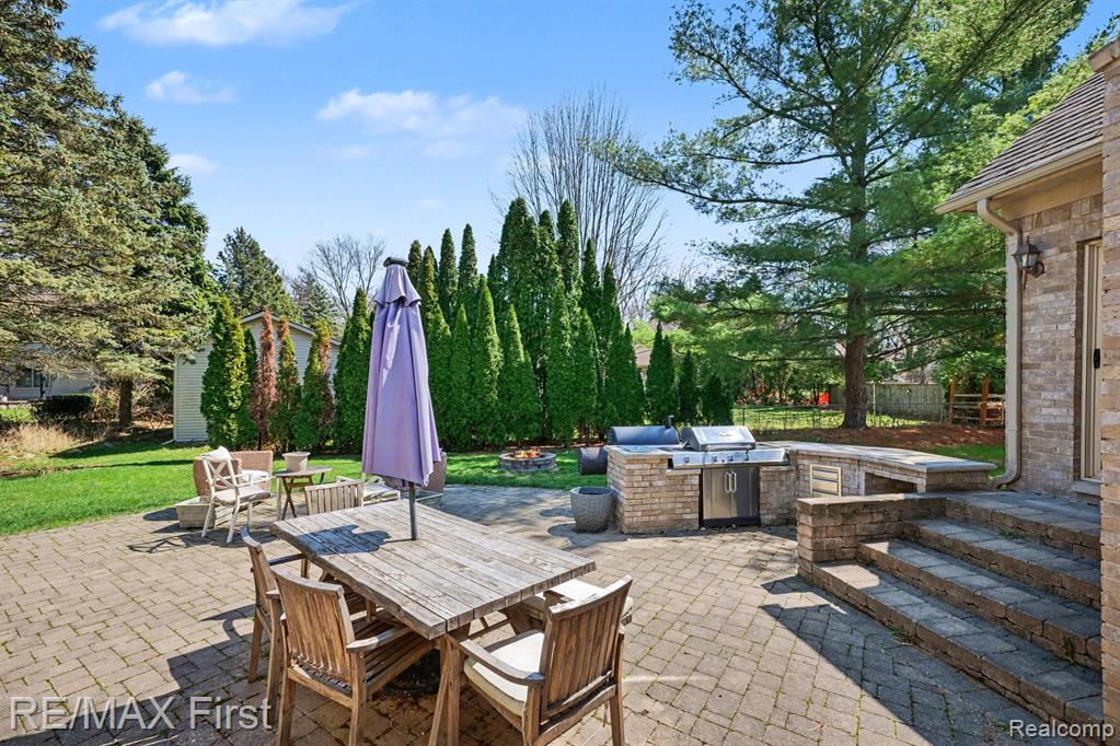 20400 Robinway Drive, Macomb, MI 48036 — Photo 45
