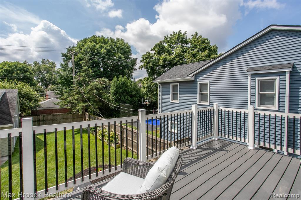10475 Vernon Avenue, Huntington Woods, MI — Photo 41