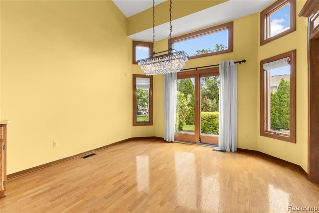 49366 Briar Pointe Dr. Drive, Macomb, MI 48044 — Photo 17