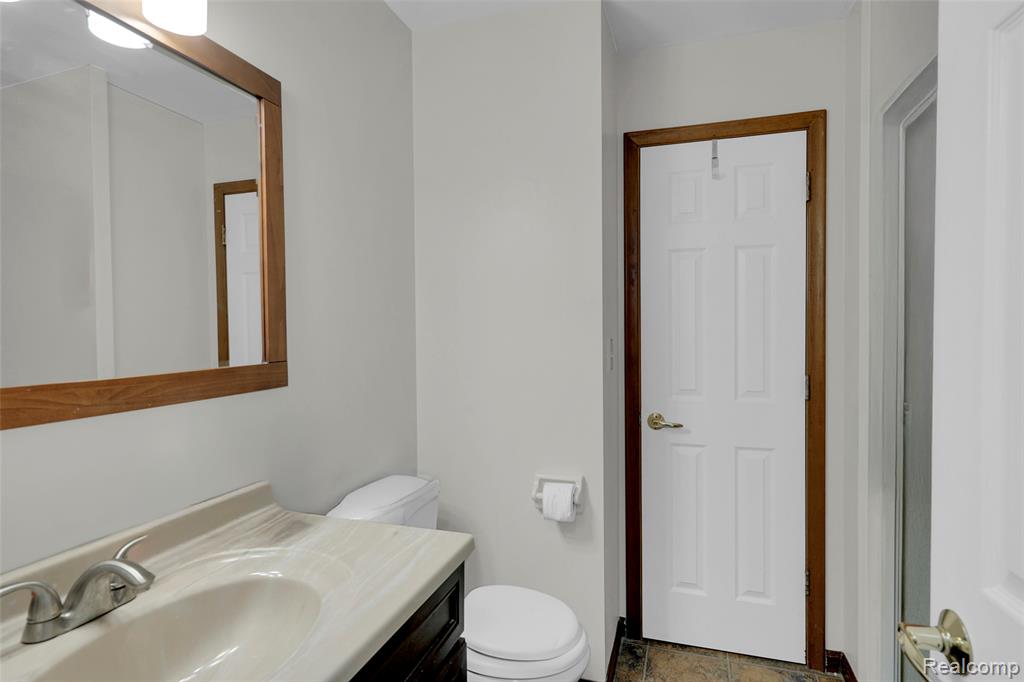 1761 Carriage Lane, Lapeer, MI 48446 — Photo 17