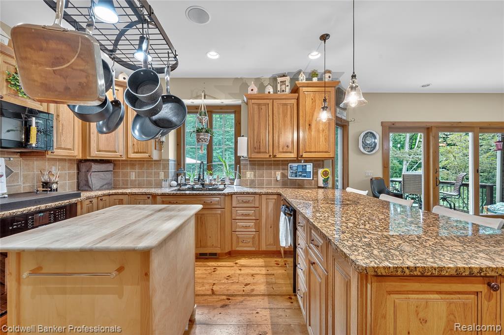 3690 Hickory Rim Drive, Ortonville, MI 48462 — Photo 9