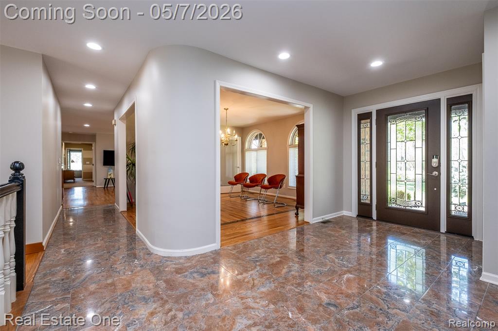 785 Old Milford Farms, Milford, MI 48381 — Photo 10