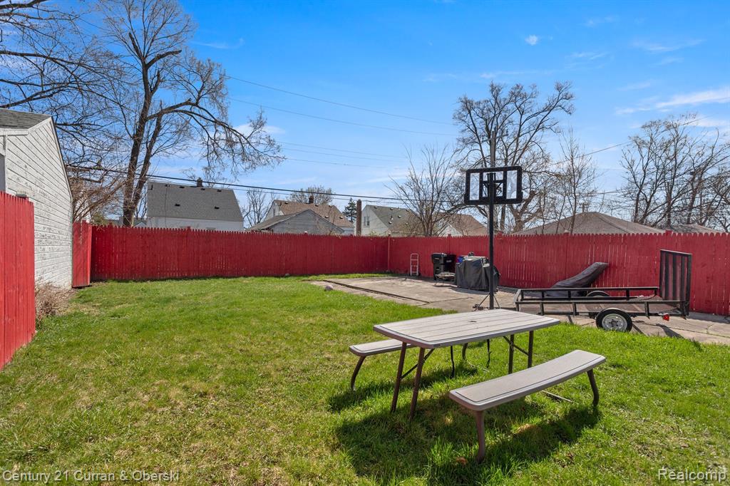 11670 MARLOWE Street, Detroit, MI 48227 — Photo 34