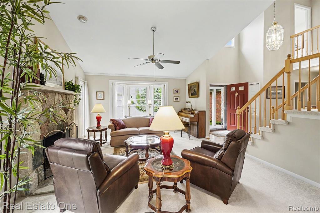 8189 High Point Trail, White Lake, MI — Photo 5
