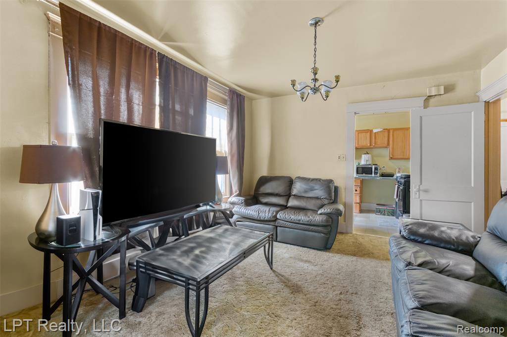 4037 Bewick Street, Detroit, MI 48214 — Photo 15