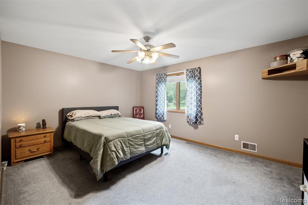 11157 Rose Road, Emmett, MI 48022 — Photo 18