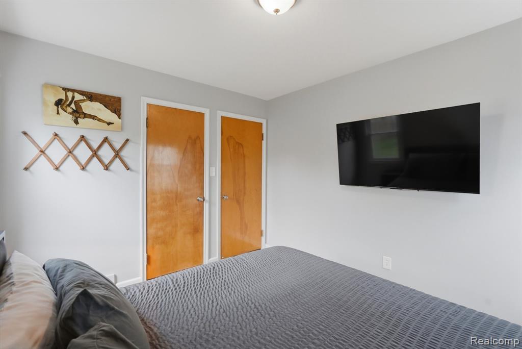 22440 California Street, Saint Clair Shores, MI 48080 — Photo 10