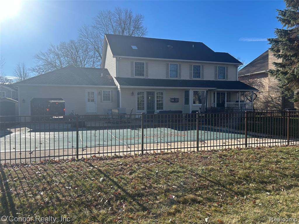 720 Arlington Circle, Marysville, MI 48040 — Photo 5