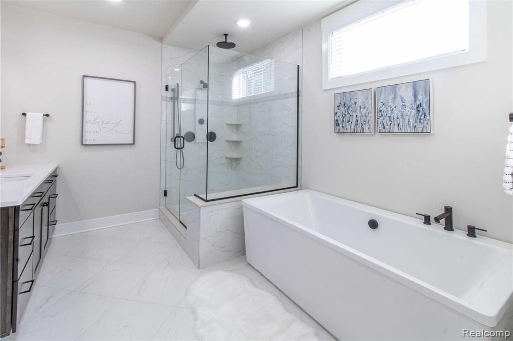 5532 Timber Glen Court, Ann Arbor, MI 48108 — Photo 28