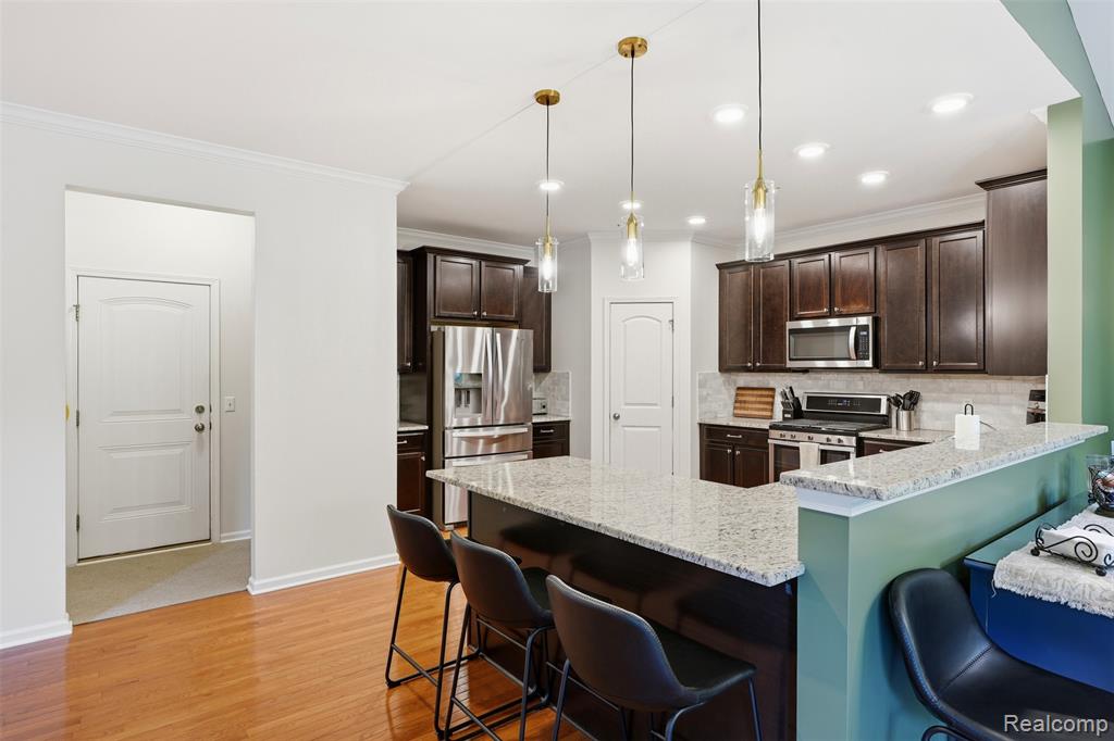 9001 Van Dusen Court, South Lyon, MI 48178 — Photo 15