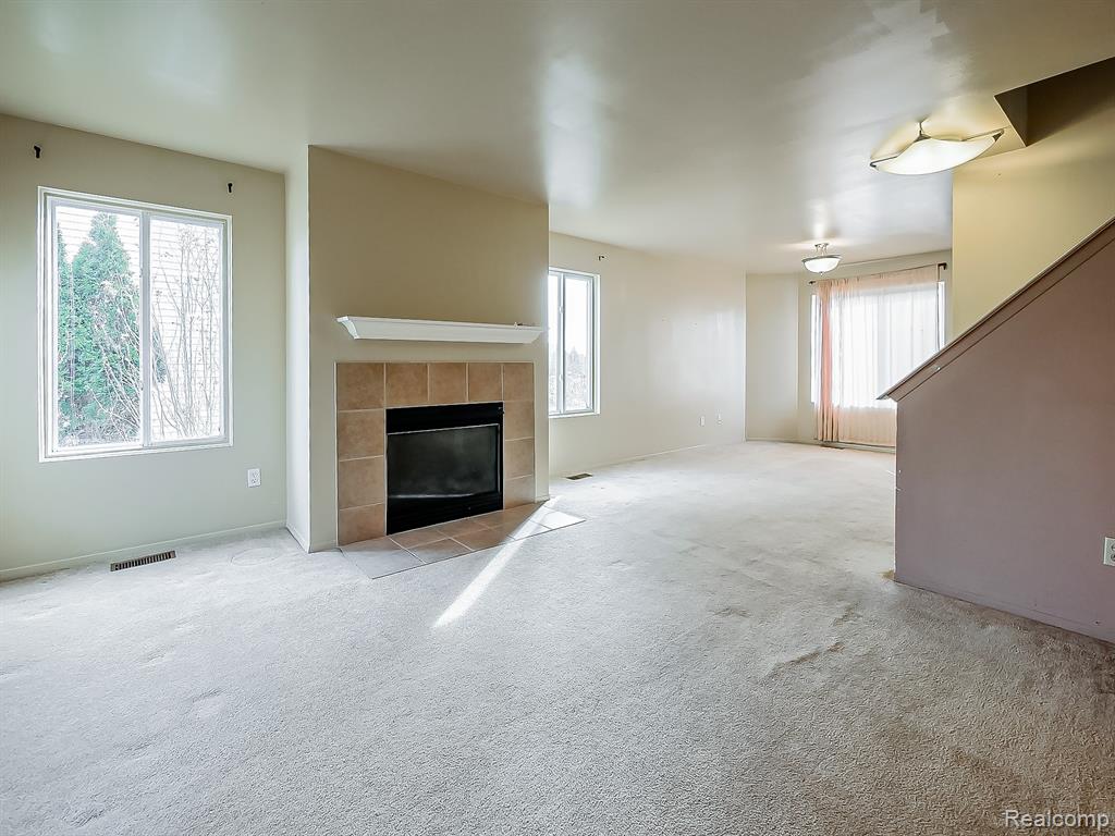 729 W Margaret Lane, Pontiac, MI 48341 — Photo 2