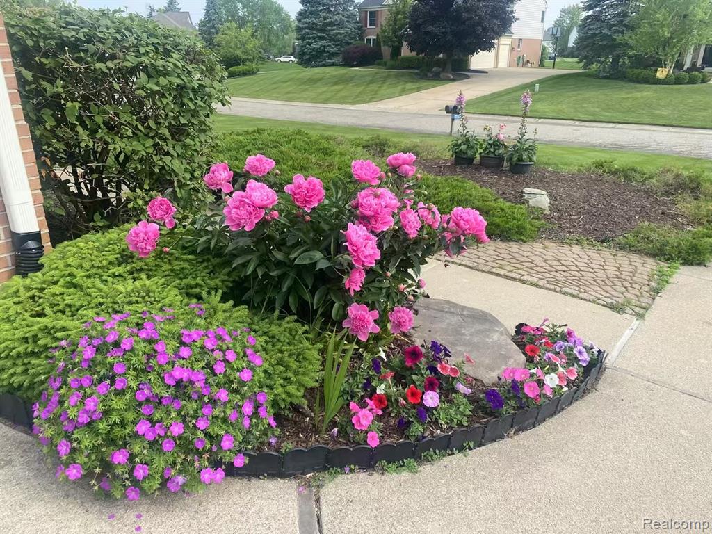 3432 Bonniebrook Court, Rochester, MI 48306 — Photo 51