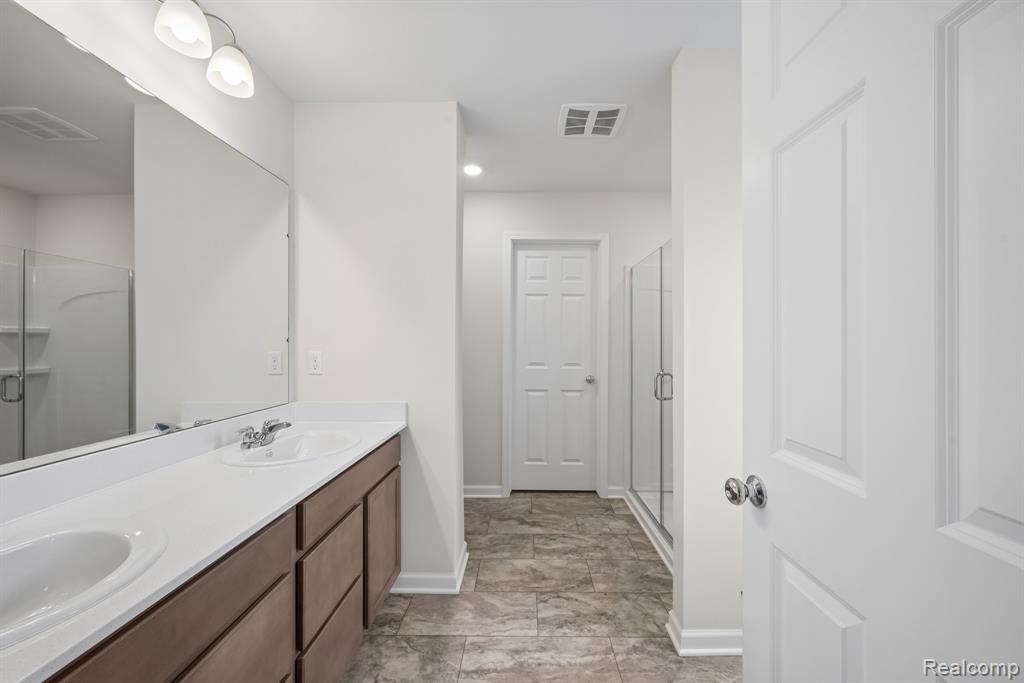 34395 Starling, Chesterfield, MI 48047 — Photo 17