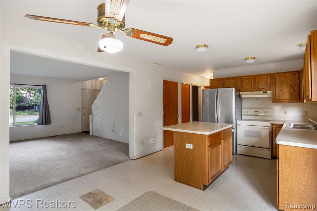 4636 Jerome Road, Clarkston, MI — Photo 3