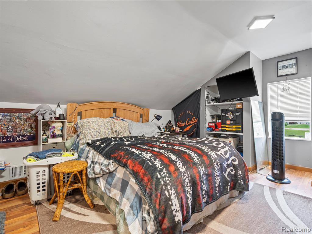 10196 HEGEL Road, Goodrich Vlg, MI — Photo 13